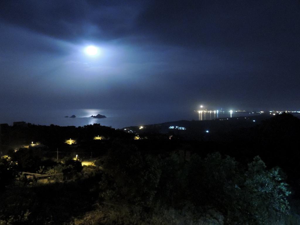 Appartamento Mariolu 3 Санта-Марія-Наваррезе Екстер'єр фото